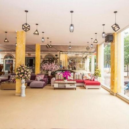 Khách Sạn Hoàng Gia Son La Extérieur photo