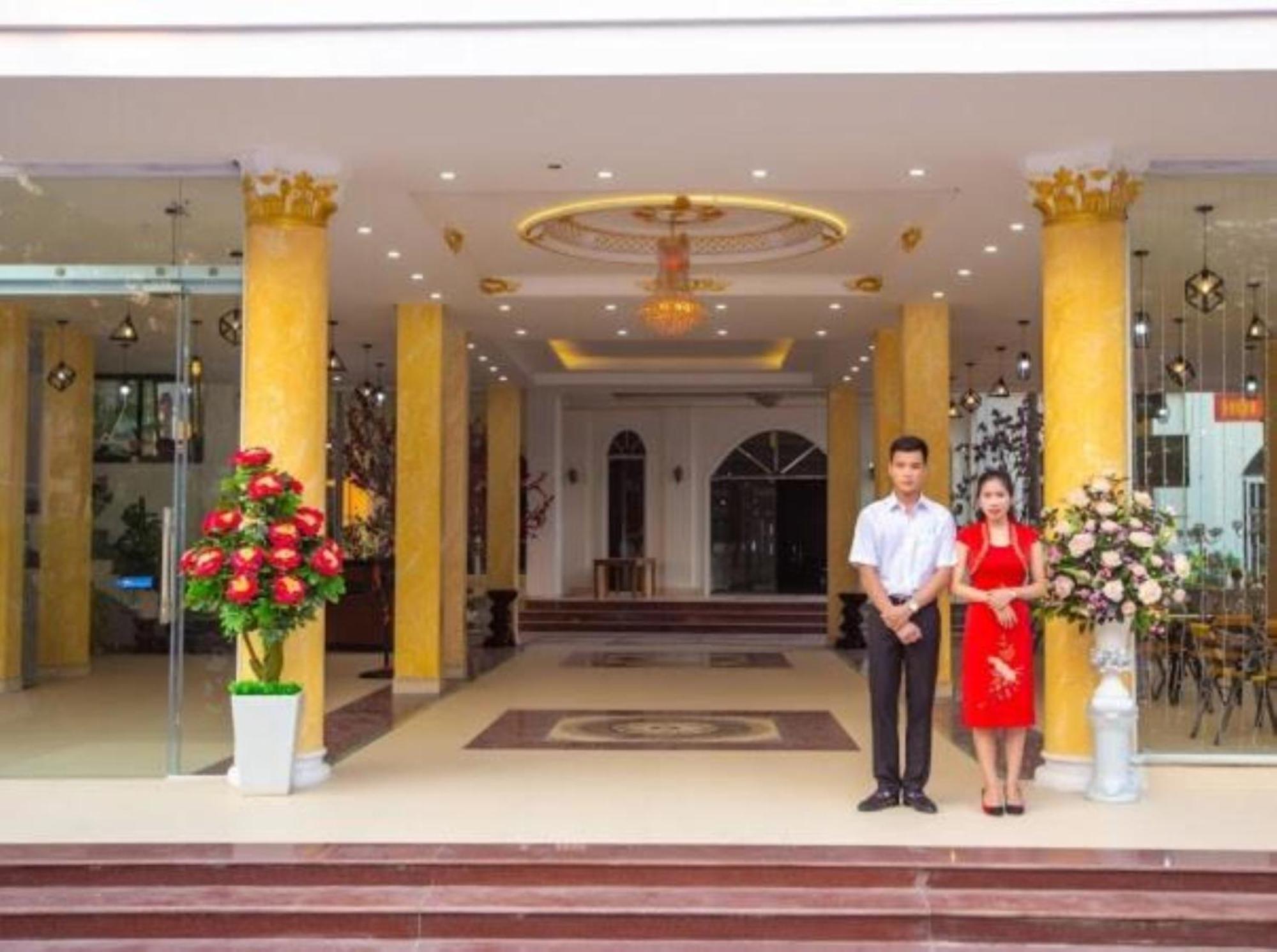 Khách Sạn Hoàng Gia Son La Extérieur photo